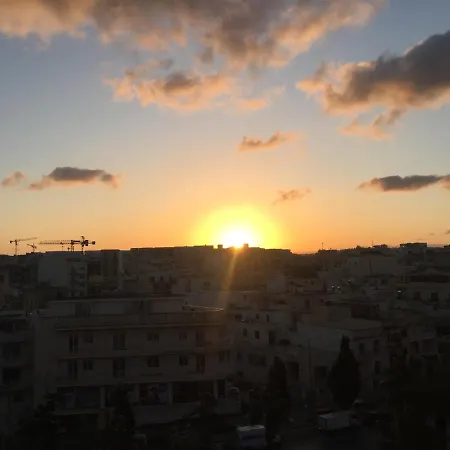 Daire Bugibba Sunrise View Modern